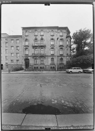 Leipzig-Zentrum, Elsterstraße 40. Wohnhaus. Straßenfront