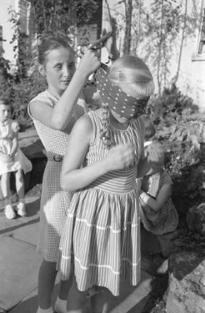 Kinderspiel "Hänschen piep`einmal".