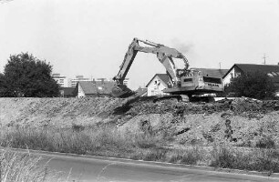 Fehlerhafter Bau eines Lärmschutzwalls zwischen Killisfeldstraße und Kleingartenanlage Lohn-Lissen in Durlach-Aue auf einer Gashochdruckleitung