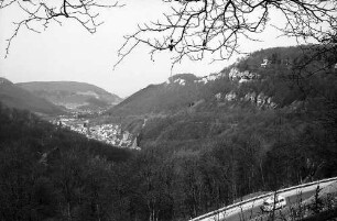 Honau: Albaufstieg beim Ortsteil Traifelberg