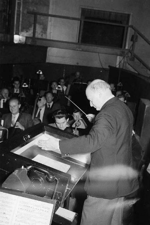 Porträt des Dirigenten Professor Erich Kleiber : Porträt von Erich Kleiber
