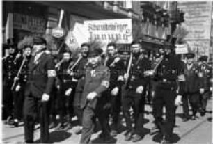 Aufmarsch zum 1. Mai 1934 in Hamburg