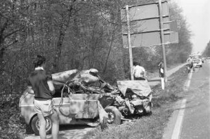 Verkehrsunfall in der Linkenheimer Landstraße durch Einnicken am Steuer