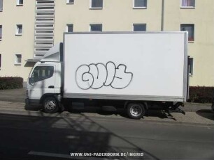 GUNS