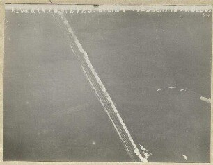 Fahrender Zug von Dachau nach Untermenzing (1500 m)