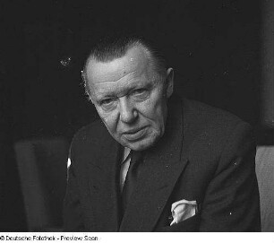 Porträt Prof. Max Lingner