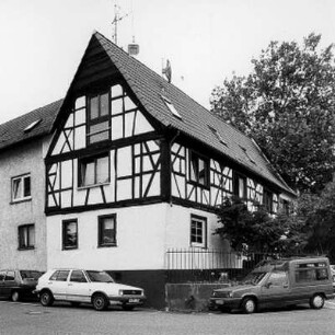 Hofheim am Taunus, Alt Langenhain 16