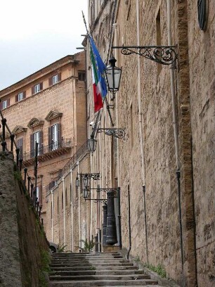 Palermo, der ehemalige normannische Königspalast Palazzo Reale, jetzt Sitz der Provinzialregierung
