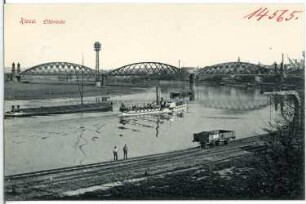 Riesa. Elbbrücke mit Dampfer Riesa