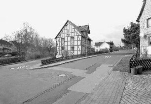Wohnhaus; Fuldatal, Bergstraße 1