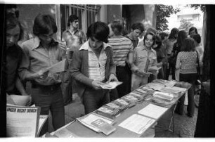 Kleinbildnegativ: NGG-Stand, 1975