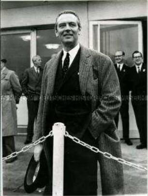Berthold Beitz, Generalbevollmächtigter der Firma Krupp, beim Besuch des äthiopischen Kronprinzenpaares