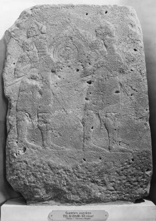 Fragment mit assyrischen Kriegern