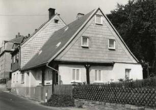 Grünhain-Beierfeld, Bernsbacher Straße 14. Wohnhaus