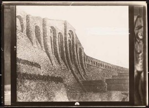 Talsperre, Klingenberg: Ansicht der Staumauer von unten (Inv. Nr. 2582)