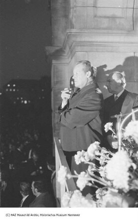 Bundeskanzler Willy Brandt und der hannoversche SPD-Abgeordnete Egon Franke