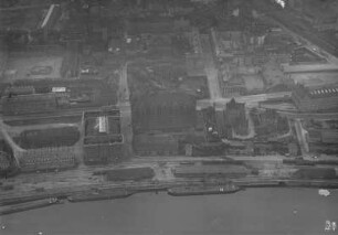 Dresden: Elbkai am Altstädter Packhof und Umgebung, Blick nach Südwest. Luftbild-Schrägaufnahme : Elbkai am Altstädter Packhof, Dresden