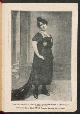 Traje para recepción [Fotografía]