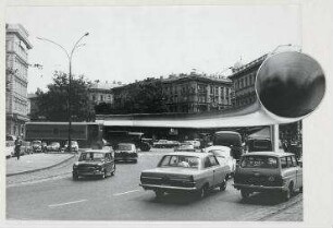 "Rollende Gehsteige", Integrierte Transportsysteme für den Personenverkehr (nicht realisiert) – Trigon-Projekt: Ansicht Schottenring Wien. Graz