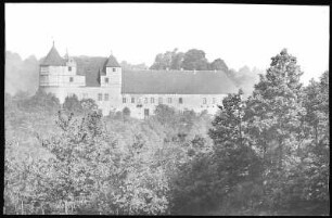 Scharfenberg. Schloss