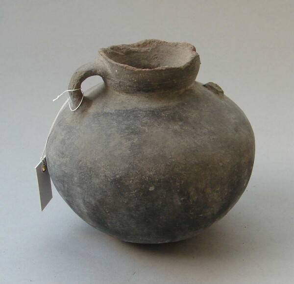 Clay vessel