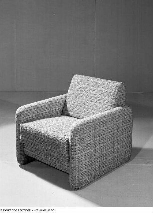 Sessel (Modell EW 576/2)