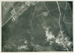 Foto des Geländes um die Befestigungsanlagen von Jaulny und dem Chevrettie-Lager (Luftbild)