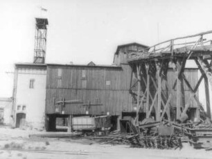 Olbersdorf. Braunkohlenwerk "Glückauf". Rohkohleaufbereitungsanlage mit Schrägaufzug