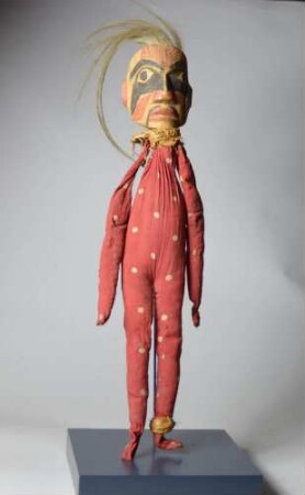 "Marionette" /Bewegliche Figur mit geschnitzem Kopf