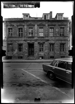 Potsdam, Gutenbergstraße. Wohnhaus (18. Jh.). Straßenfront