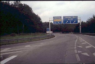 Einfahrt „Ei“ Süd (aus Richtung Echterdingen)
