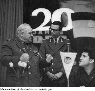 Komsomoldelegation mit W. Mocke, Sign. 80/20