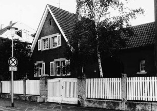Küsterhaus Pauluskirche; Darmstadt, Ohlystraße 51, Paulusplatz, Ohlystraße, Niebergallweg