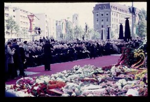 Staatsakt Suhr 3.9.57.