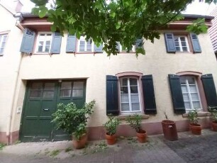 Heidelberg-Neuenheim Schulzengasse 1a