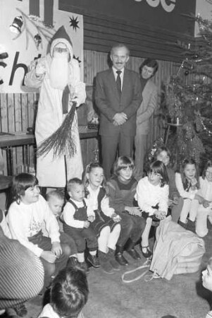 Weihnachtsfeier des Vereins der Gehörlosen im. Kultur- und Sportzentrum für Gehörlose und Gehörgeschädigte in der Fritschlach bei Daxlanden