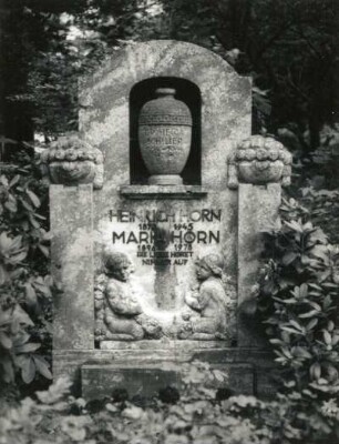 Grabmal für Heinrich und Maria Horn