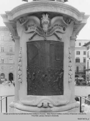 Reiterdenkmal für Cosimo I : Die Signoria huldigt Cosimo I.