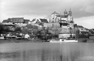 Neuf-Brisach: Münsterberg über den Rhein, mit Hotel
