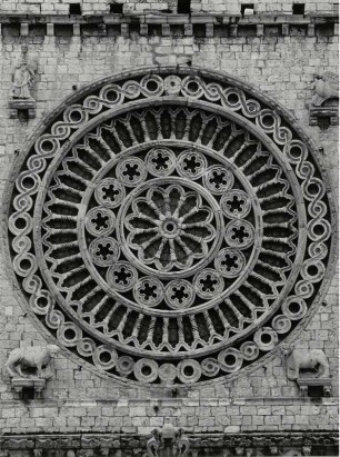 Rosette am Dom von Spoleto