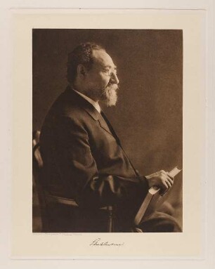 "Dr. phil. E. J. A. Stuhlmann, Schulrat und Leiter des Gewerbeschulwesens" aus der Mappe "Hamburgische Männer und Frauen am Anfang des XX. Jahrhunderts"