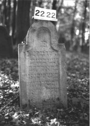 Grabstein 2222