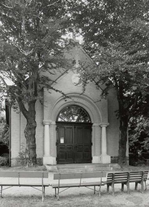 Olbernhau. Friedhofskapelle : Olbernhau (Mittlerer Erzgebirgskreis). Friedhofskapelle. Eingangsseite