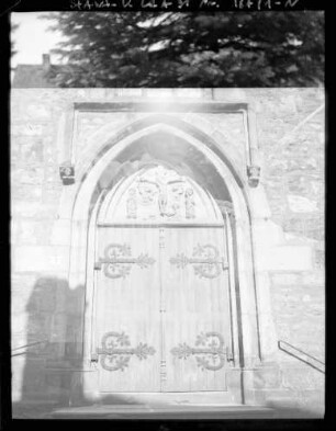 Buchen - Portal Stadtkirche St. Oswald - Mühle (?)