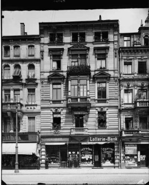 Karlsruhe Kaiserstraße 60 Wohn- und Geschäftshaus Lotterie Bank Außenansicht