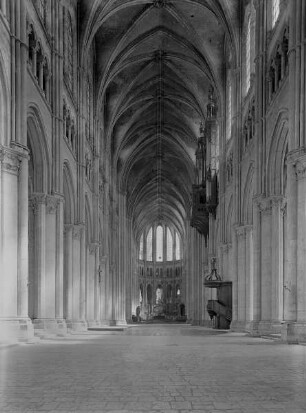 Notre-Dame — Kathedrale Innenraum