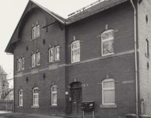 Mylau, Wohnhaus : Mylau. Wohnhaus (um 1900), Ernst-Thälmann-Straße 2. Straßenansicht