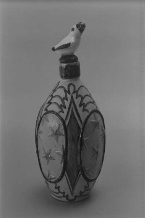 Flasche mit Reliefauflagen