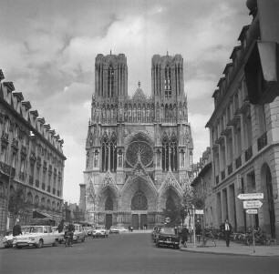 Kathedrale Notre Dame — Westfassade