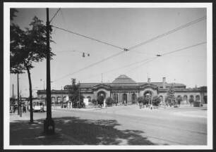 Bahnhof Dresden-Neustadt : Dresden-Neustadt. Blick zum Neustädter Bahnhof